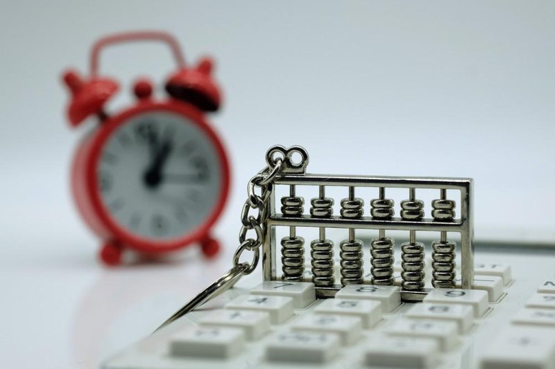  十五五规划纲要明确方向，参保者看病负担有望明显缓解。 健康养生