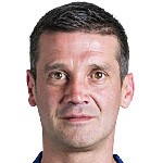  齐沃战术倾向显现，四后卫体系呼之欲出；国际米兰防线迎来潜在调整。 体育新闻