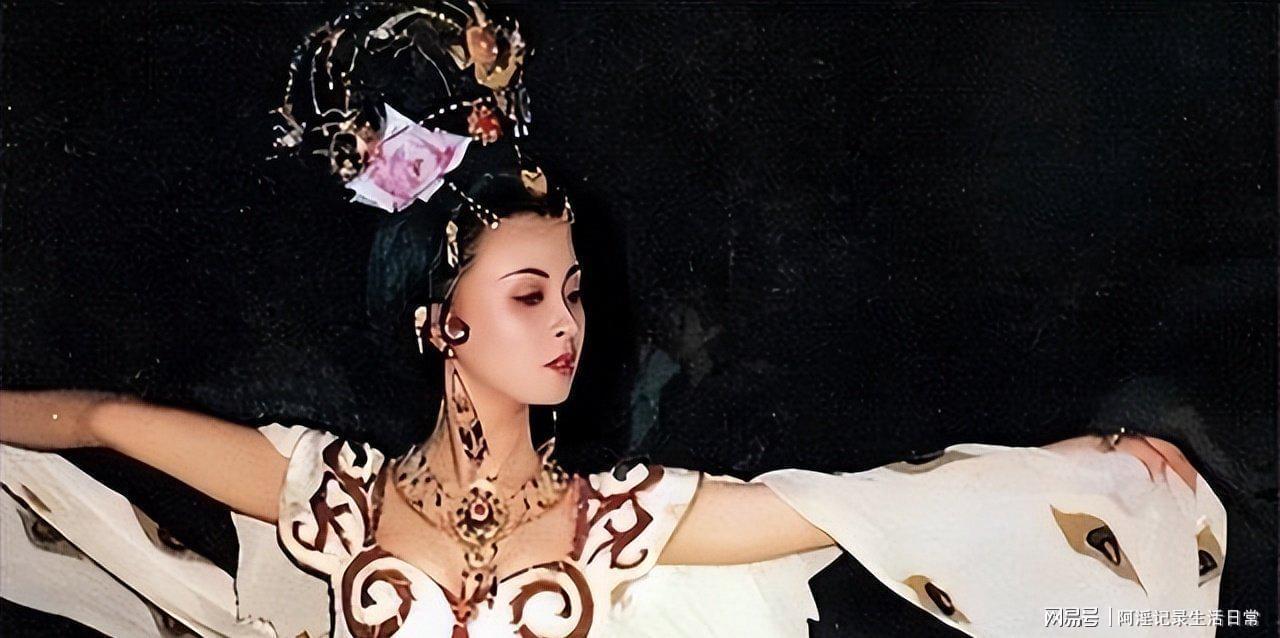  极致舞者：以身许艺的跨国星路与归乡终章 文化旅游