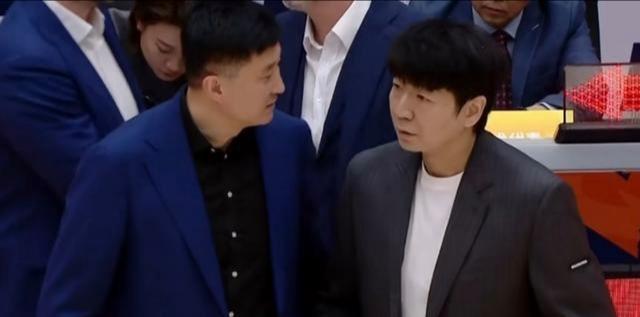  广东后场体系崩塌深度复盘：86-99惨败背后的技术困局与破局逻辑 体育新闻