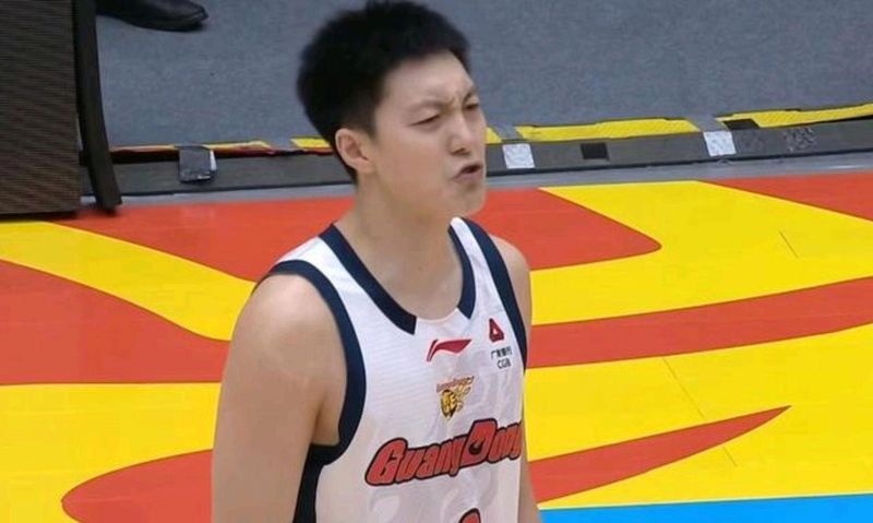  广东后场体系崩塌深度复盘：86-99惨败背后的技术困局与破局逻辑 体育新闻