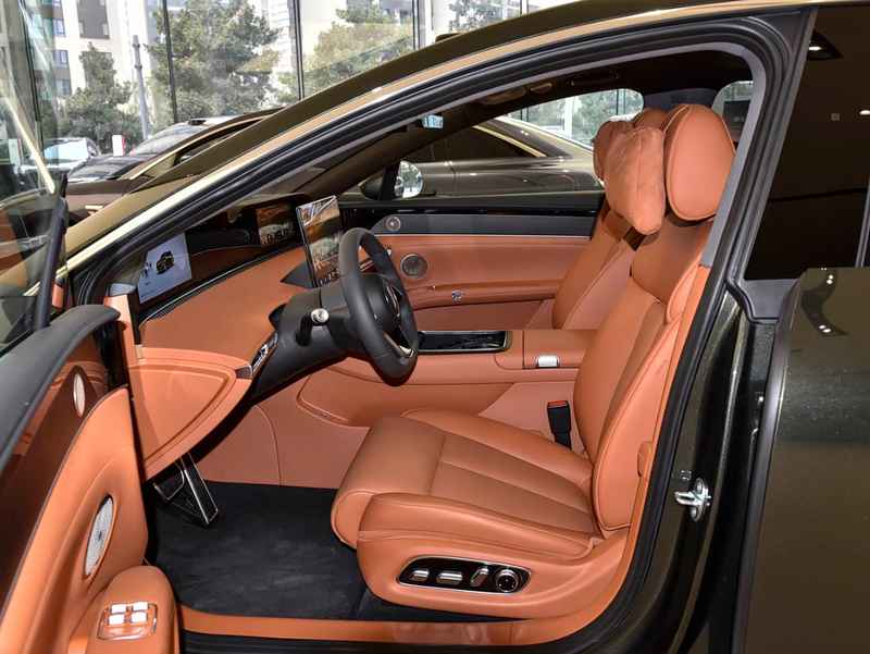  【深度实测】享界S9T十二版本选购指南：华为智驾+途灵底盘的技术解构与精准选配逻辑 汽车科技