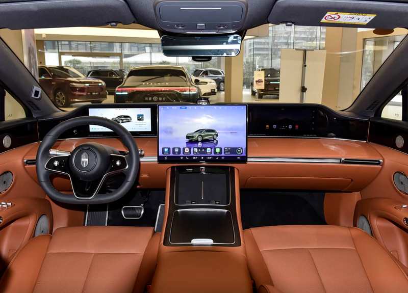  【深度实测】享界S9T十二版本选购指南：华为智驾+途灵底盘的技术解构与精准选配逻辑 汽车科技