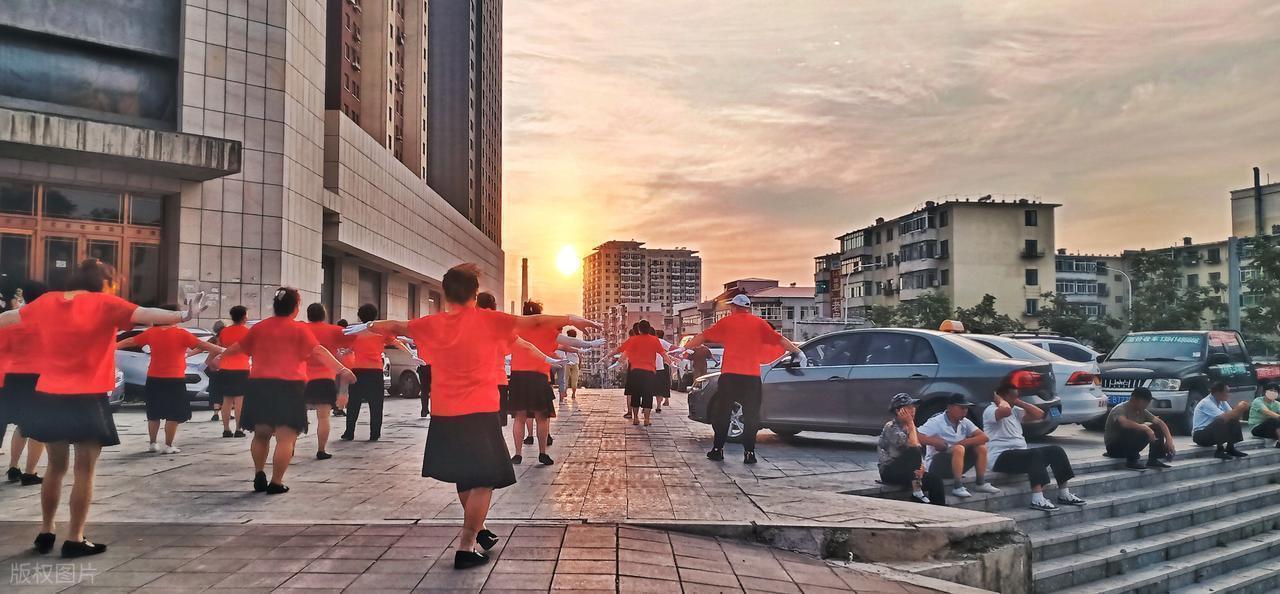  从运动生理学视角：深度解析挥拍运动为何稳居长寿运动榜首 健康养生